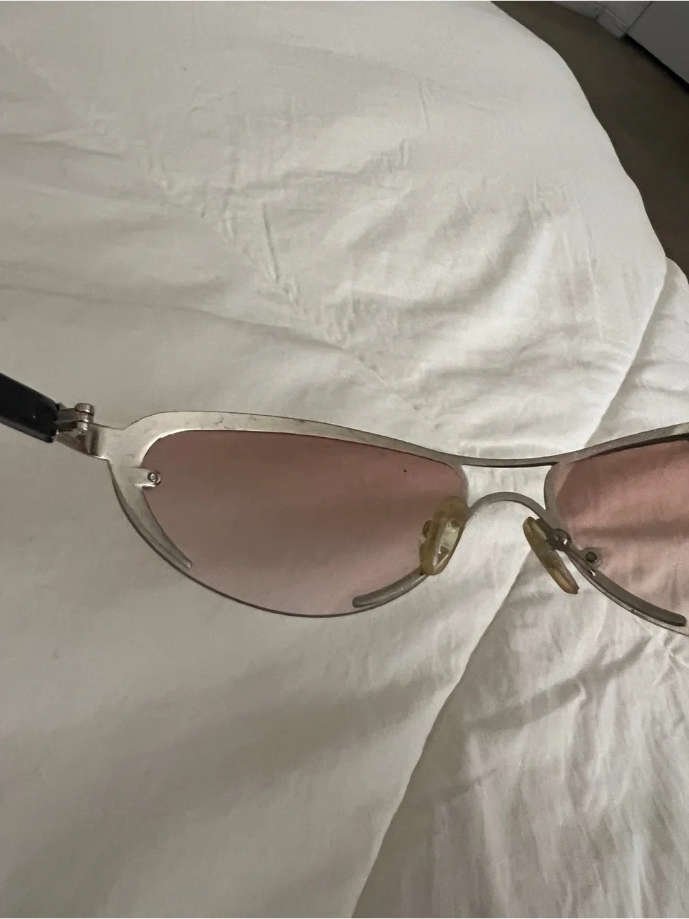 Pink Tinted Women's Sunglasses - Fashion Cat-Eye Style Y2K